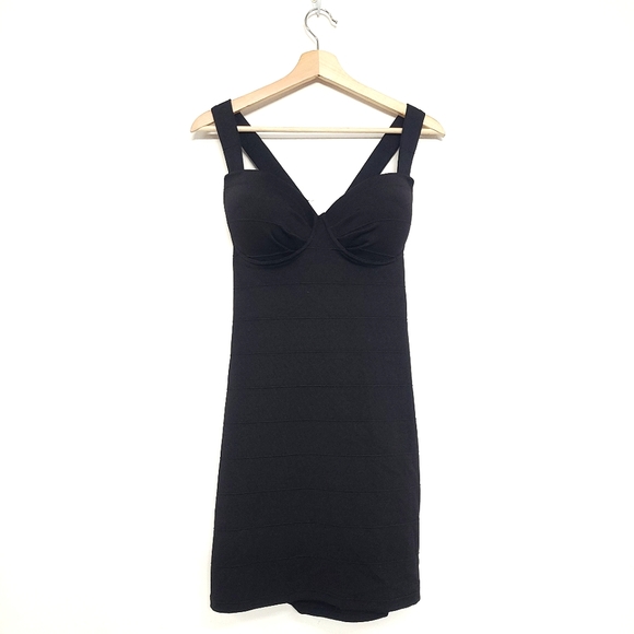 River Island Black Bodycon build in bra MiniDress - Picture 2 of 12